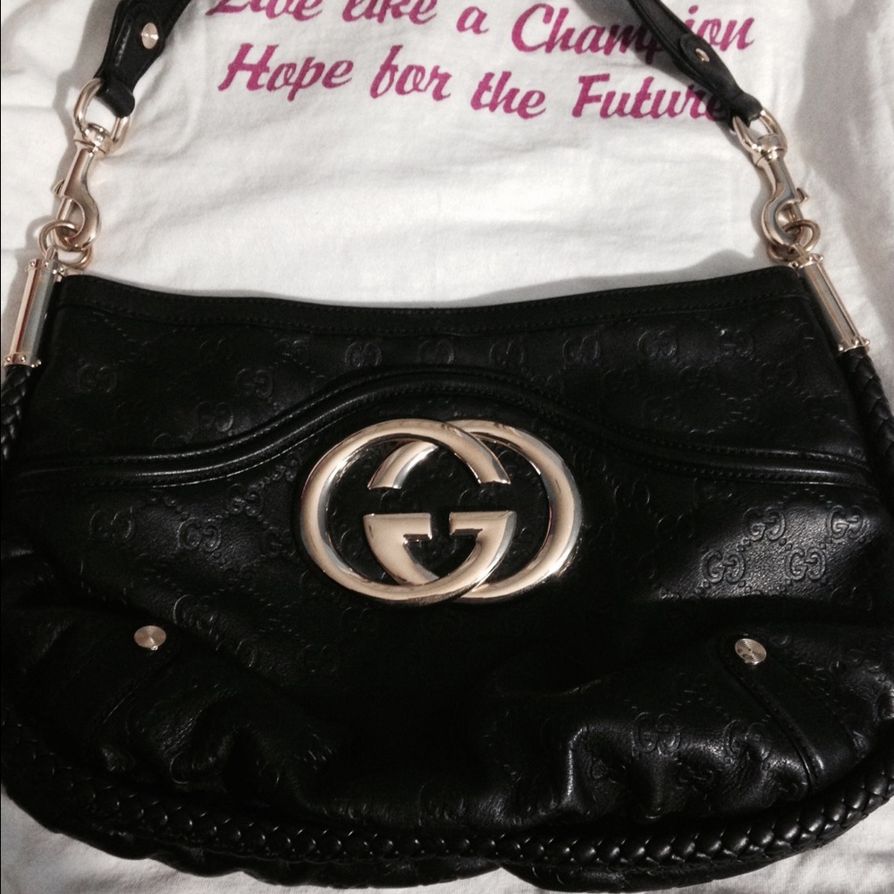Gucci purse. Limited Edition